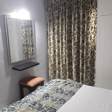 Aparthotel *
